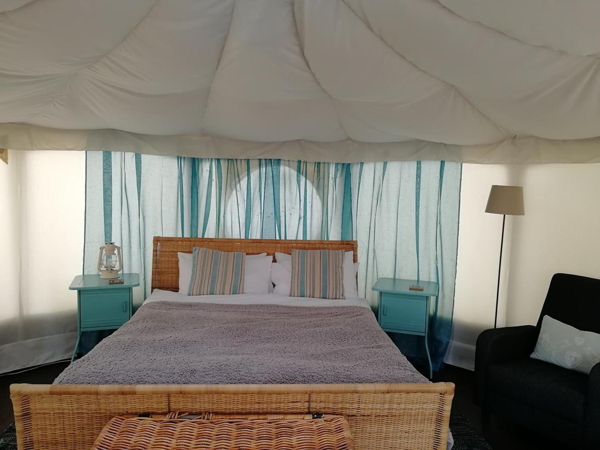 The Little Hide - Adult Only Camping Pods Wigginton  Luaran gambar