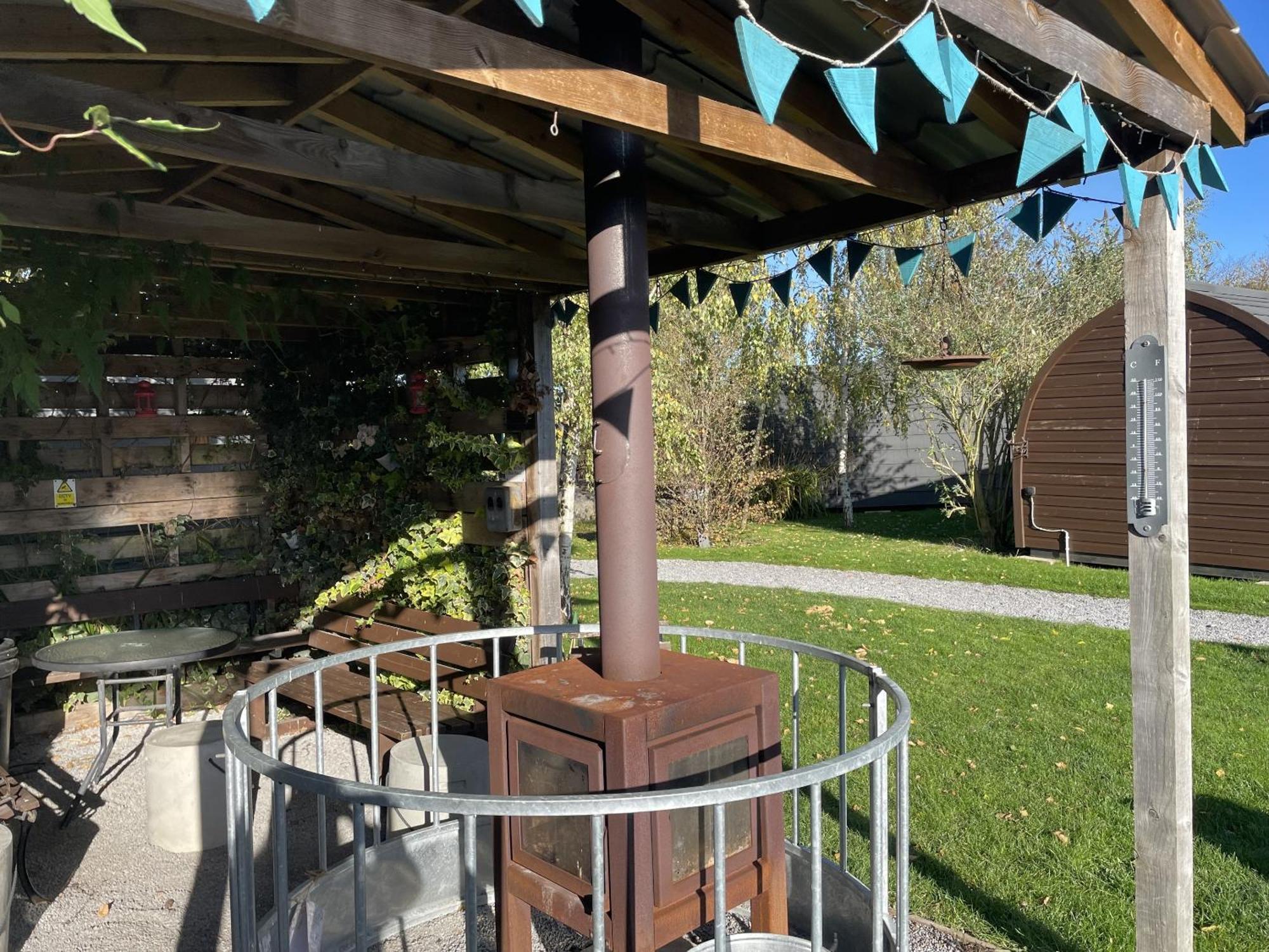 The Little Hide - Adult Only Camping Pods Wigginton  Luaran gambar